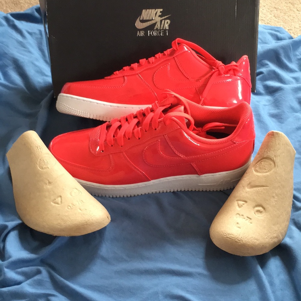 Nike Air Force 1 LV8 UV